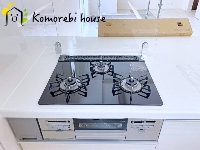 さいたま市見沼区東大宮3丁目　3期　新築一戸建て　ブルーミングガーデン　01のキッチン|26.5.7　撮影済み