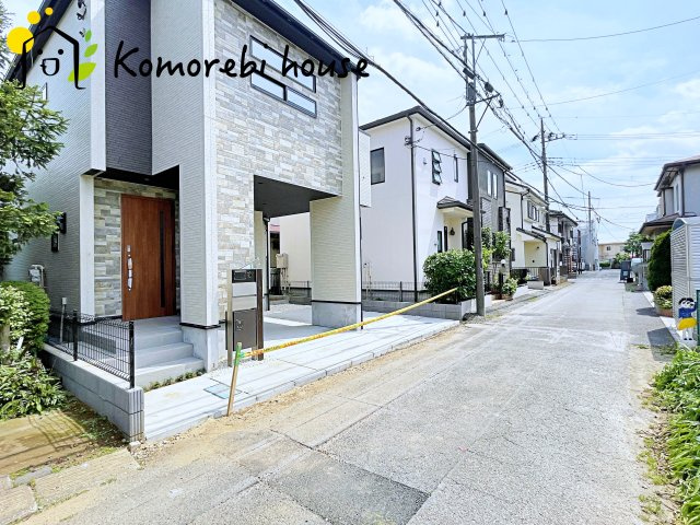 さいたま市見沼区東大宮3丁目　3期　新築一戸建て　ブルーミングガーデン　01の前面道路含む現地写真|26.5.7　撮影済み