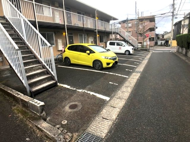 【駐車場】