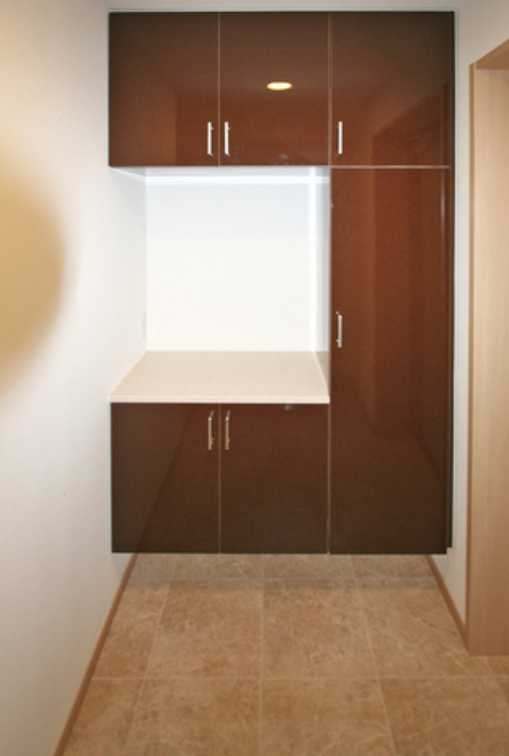 ガーデンテラス柿の木坂　角部屋　独立洗面台　洋室広々12.6帖の玄関