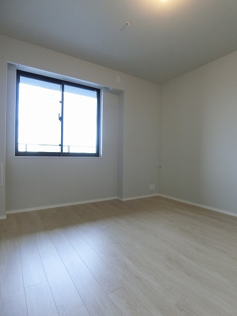 ザ・タワー横浜北仲の洋室|使い勝手のいい洋室です