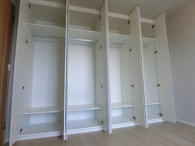 ザ・タワー横浜北仲の収納|便利な収納スペースです