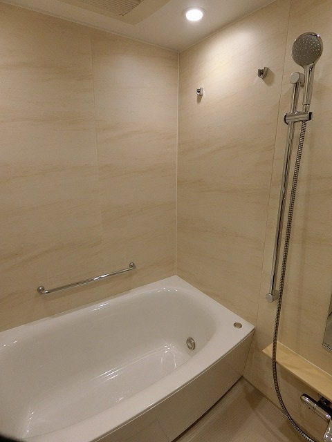 ザ・タワー横浜北仲の浴室|日々の暮らしに欠かせないお風呂です