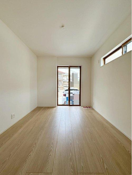 海田町大立町の洋室|1階6帖の洋室☆