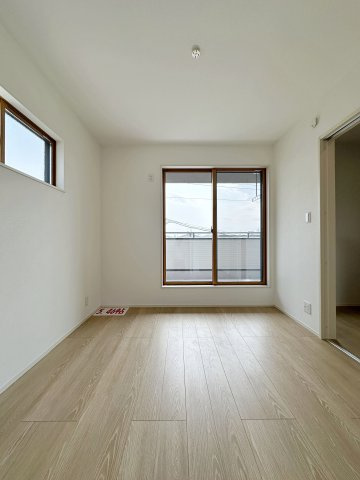 海田町大立町の洋室|3階5.46帖の洋室☆