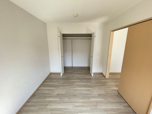 ヒルズ篠山の洋室