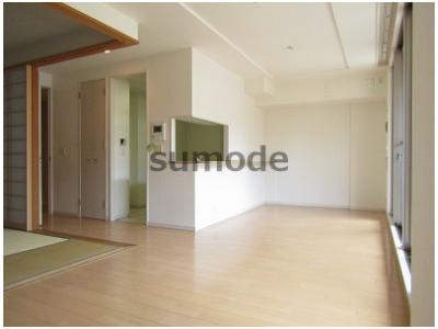 セレッソコート高槻上本町の居間・リビング