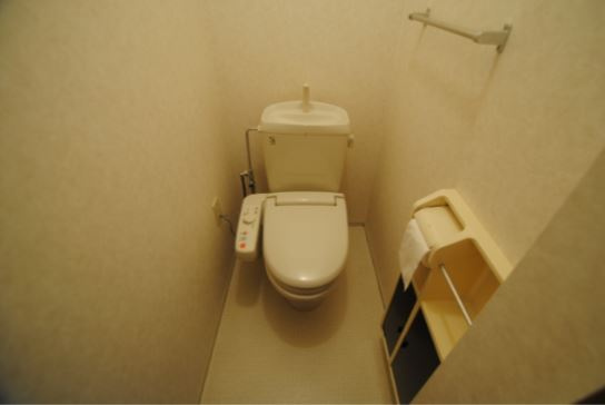 カルム宮の陣【10,000円キャッシュバック対象物件】のトイレ|ゆったりとした空間のトイレです