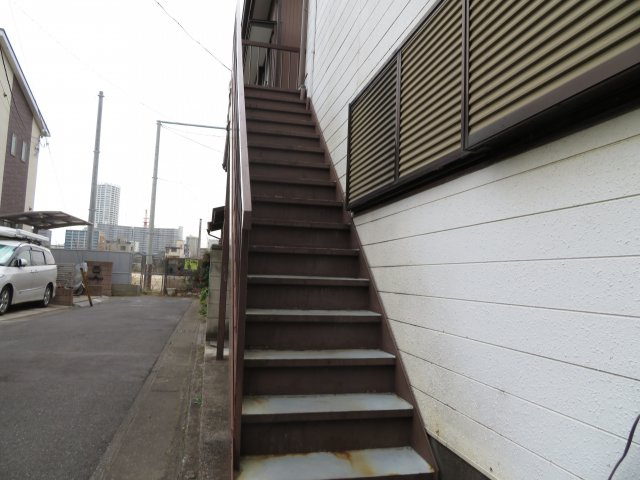 サンライズ京葉|外階段になります。
