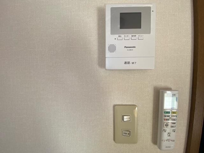 【セキュリティ】 | リワーラビリンス | モニタ付インターホン