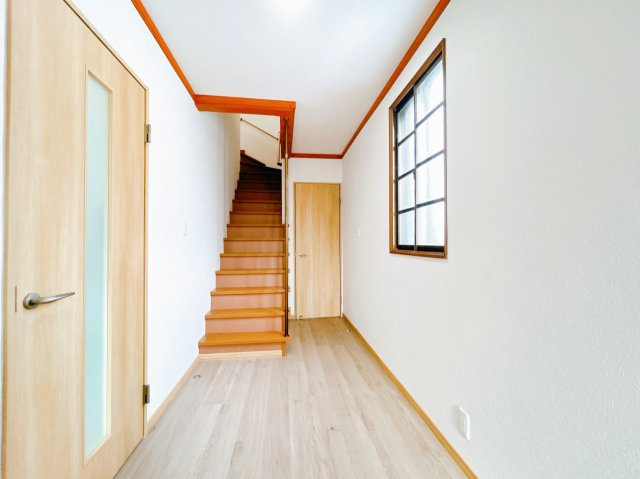 網走郡美幌町字青山南５番地１１　中古売家のその他共用部分|【リフォーム済】1階廊下です。