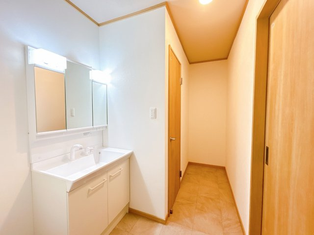 【独立洗面台】 | 網走郡美幌町字青山南５番地１１　中古売家 | 【リフォーム済み】洗面化粧台は新品に交換致しました。