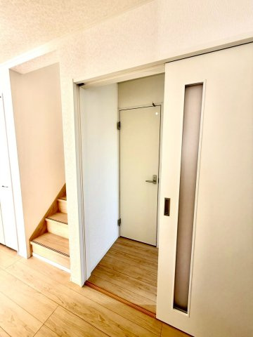 クレイドルガーデンうるま市与那城屋慶名 第６・１号棟のその他|リビングイン階段を採用し、家族が自然と顔を合わせやすい間取りに◎