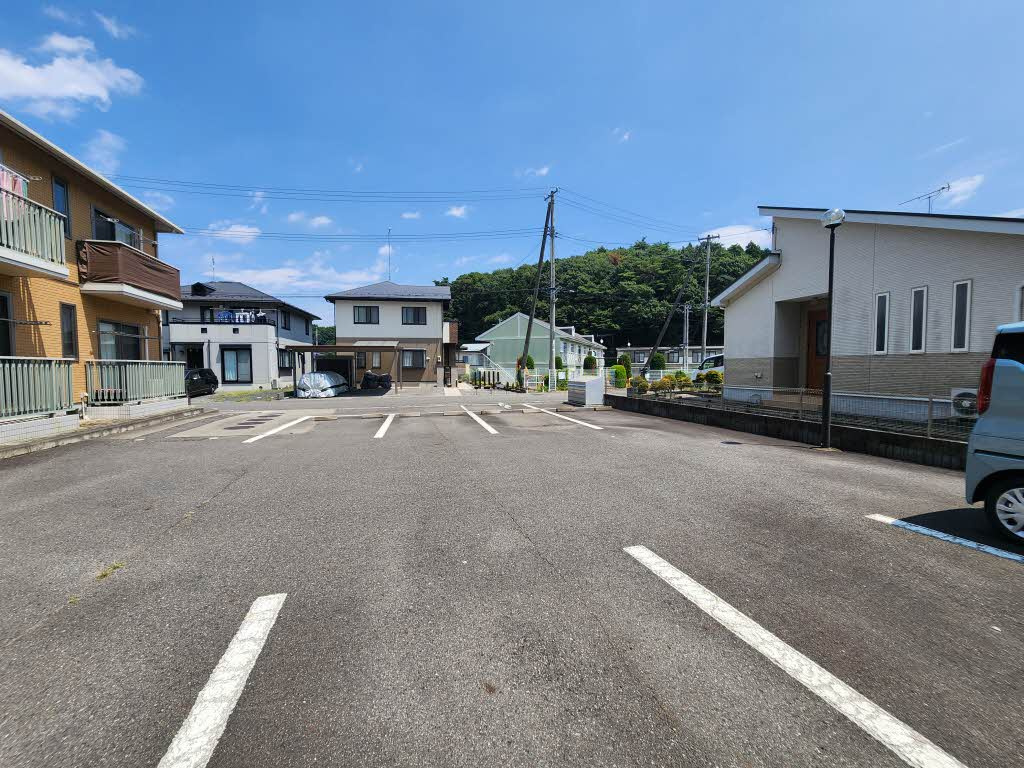 エクセルプラザ古高山の駐車場