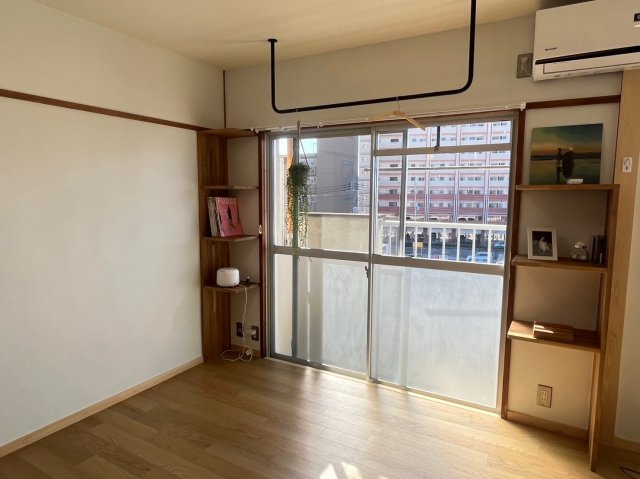 403の居間・リビング
