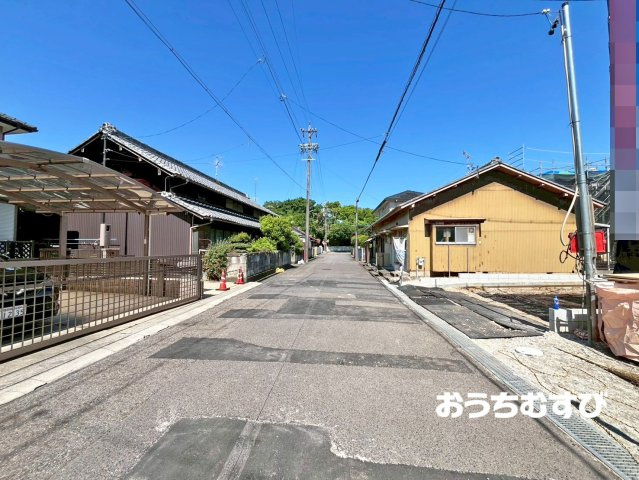 春日井市柏井町第1(全4棟)の前面道路含む現地写真