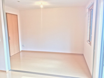 【洋室】 | フローラ緑地