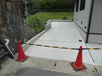 安佐北区真亀２丁目 の駐車場