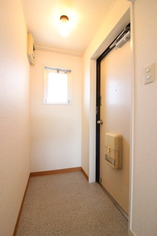 サンライズ美里の玄関