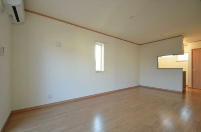 Ｓｕｎ　Ｆｉｅｌｄの洋室|広めの洋室です！