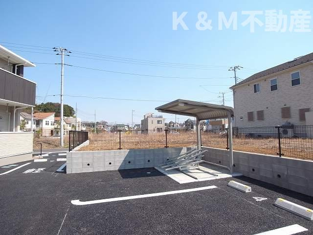 フレ　アビタシオンＧの駐車場|駐車場に車を止められます
