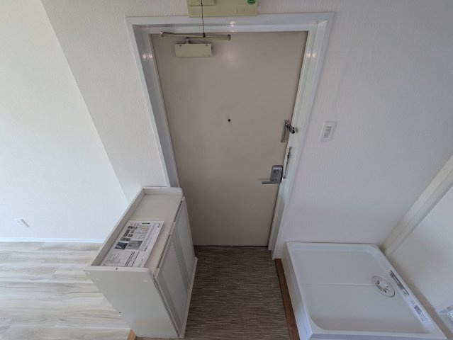フォンティーヌ金山七弐九｜名古屋市の賃貸ならMy賃貸の玄関|フォンティーヌ金山七弐九