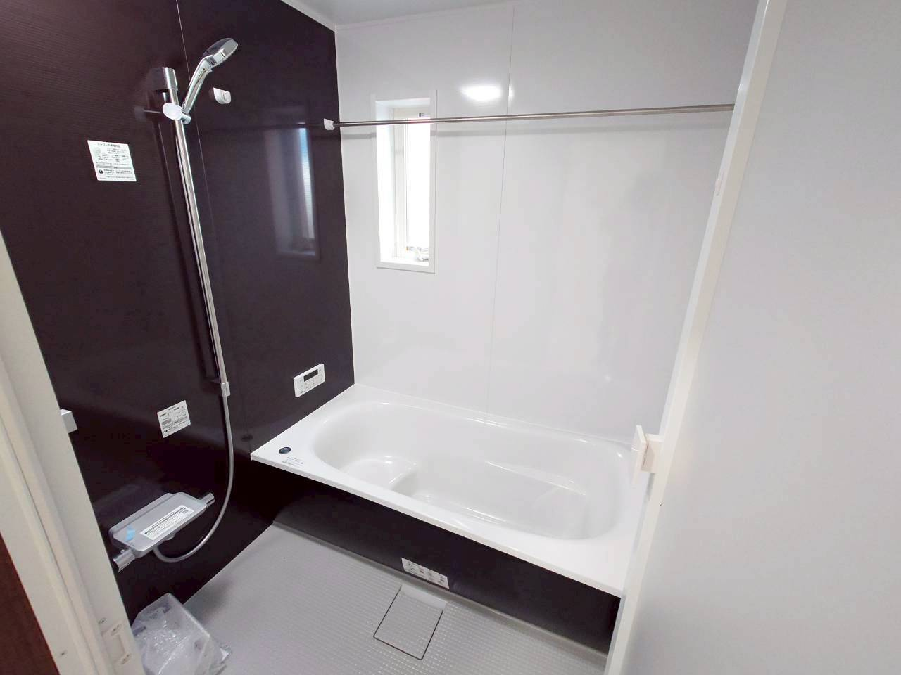 ◆◆うるま市江洲-1号棟（全2棟）の浴室