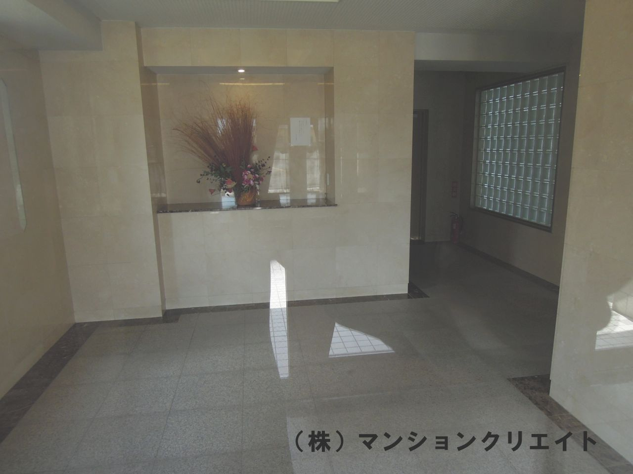 プチアベニュー大和田のエントランス