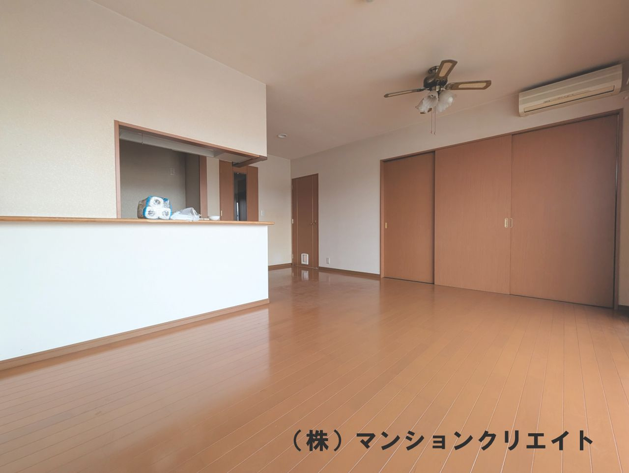 プチアベニュー大和田の居間・リビング|LDK11.8帖
