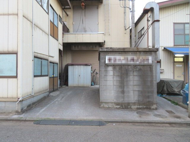 所沢市大字松郷の工場