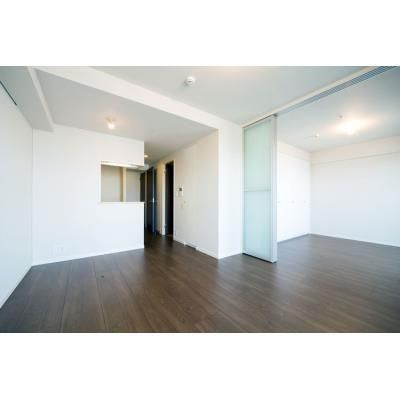 メルクマール京王笹塚レジデンスの居間・リビング