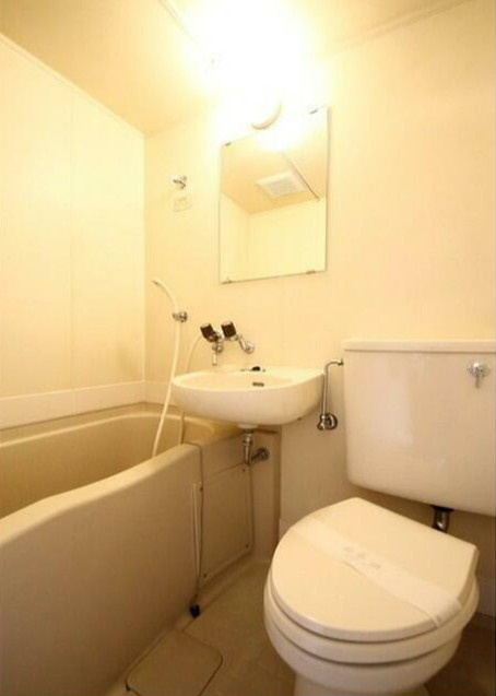 メゾン・ド・マドリエの浴室