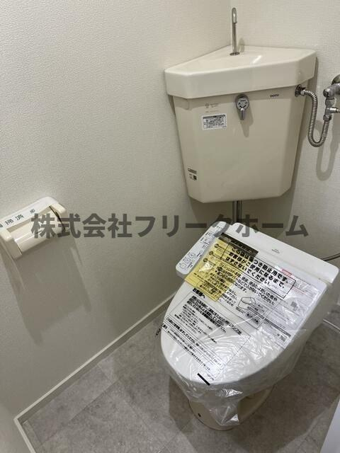 三鷹市井の頭１丁目の賃貸マンションのトイレ