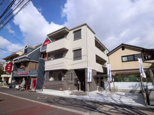 安心のオートロック付き♪