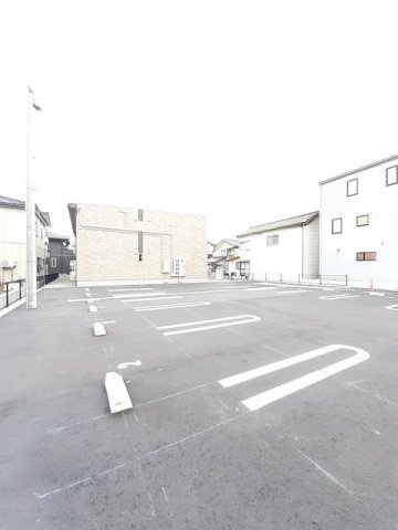 エスポワール　エムの駐車場