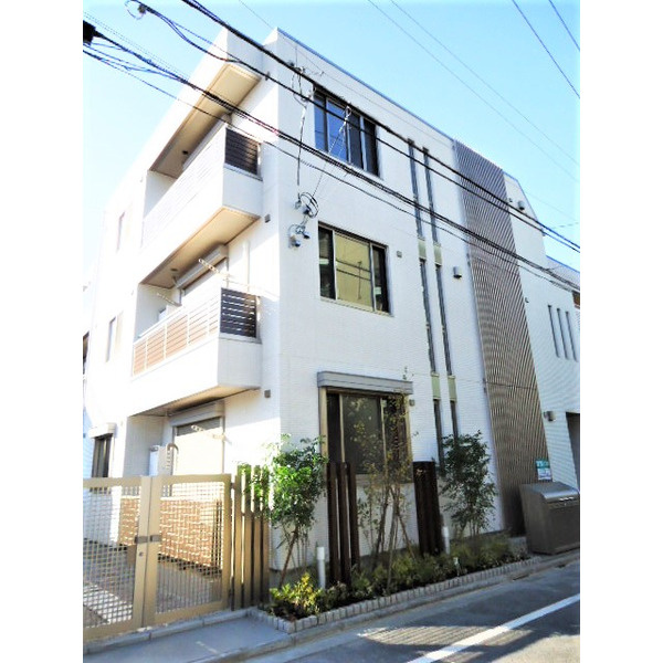 シャト－グレ－スの外観