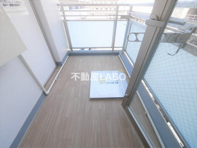 エグゼ難波南Ⅵのバルコニー