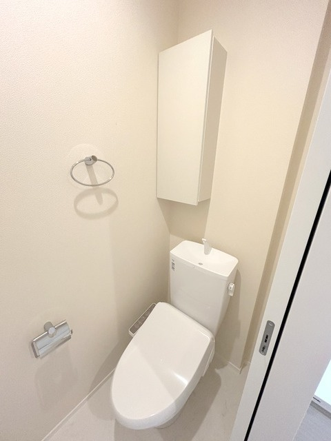 ブランルージュのトイレ|★棚付きのトイレ★