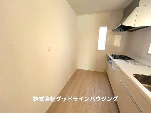 三木市志染町東自由が丘　第6-2号棟のキッチン