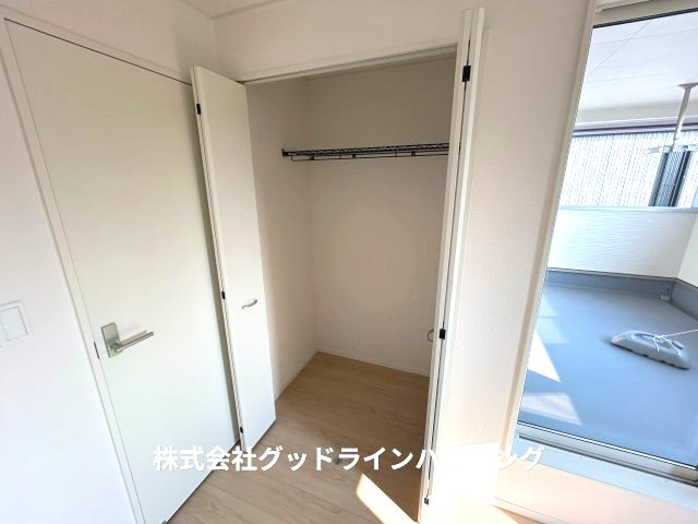 三木市志染町東自由が丘　第6-2号棟の収納