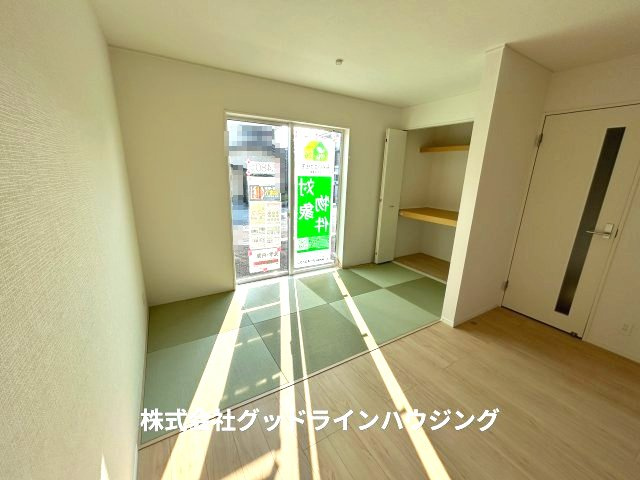 三木市志染町東自由が丘　第6-2号棟の和室
