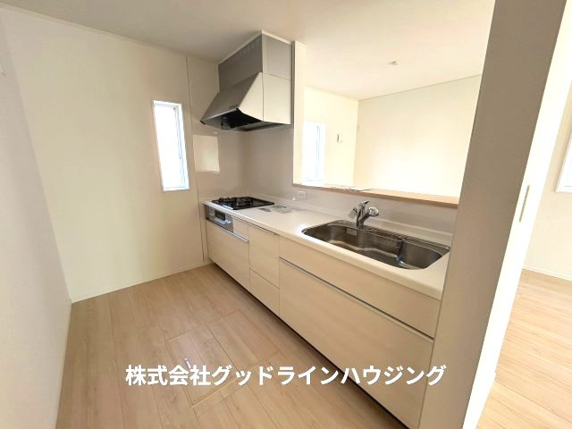 三木市志染町東自由が丘　第6-2号棟のキッチン