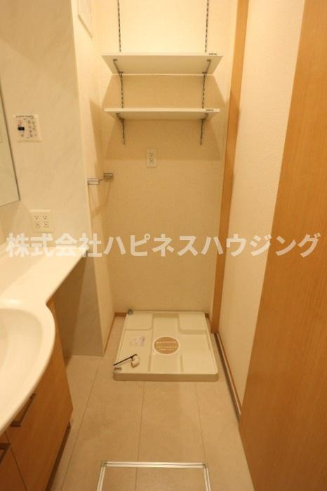 クレシアコートの洗面所
