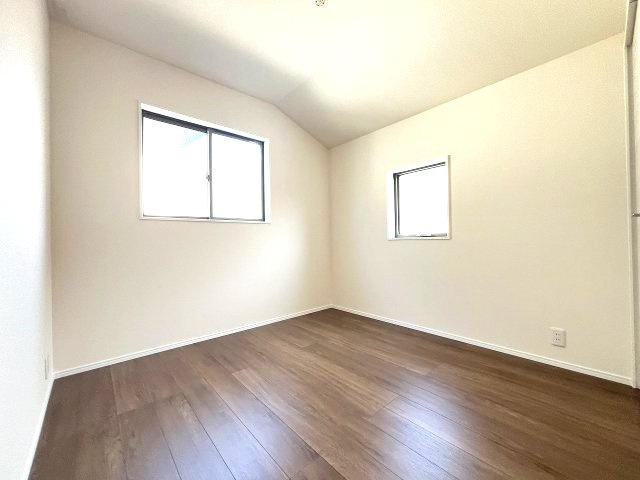 【子供部屋】 | 福岡市西区野方5丁目第1　1号棟（全1棟）【仲介手数料無料・0円】 | 現地写真。