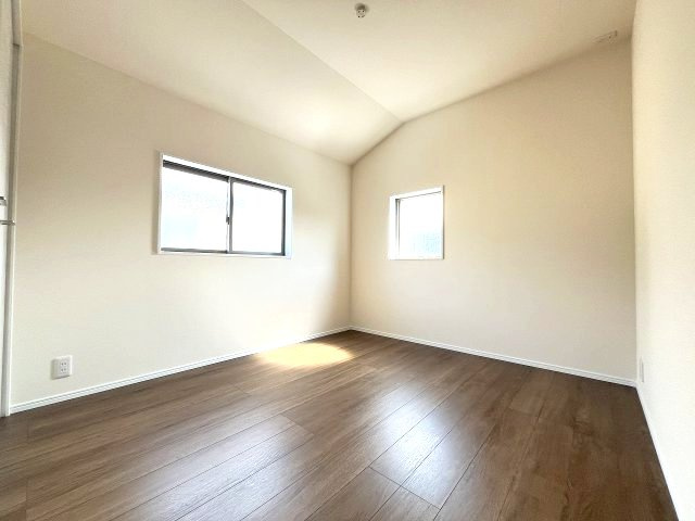 【子供部屋】 | 福岡市西区野方5丁目第1　1号棟（全1棟）【仲介手数料無料・0円】 | 現地写真。