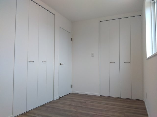 三沢市大町A棟の洋室