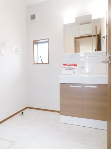 名古屋市北区池花町の中古一戸建の独立洗面台|◇独立洗面台◇　　洗面台新品交換