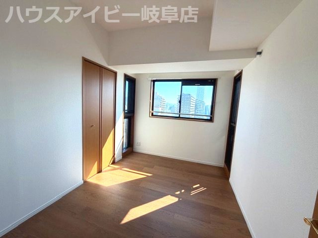 【洋室】の画像