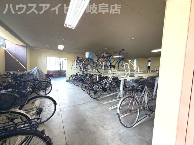 【駐車場】の画像