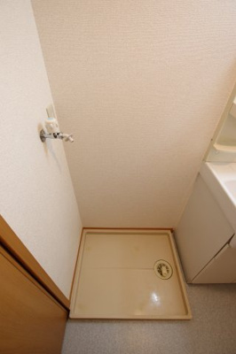 【設備】 | サニーコート | 室内洗濯機置場